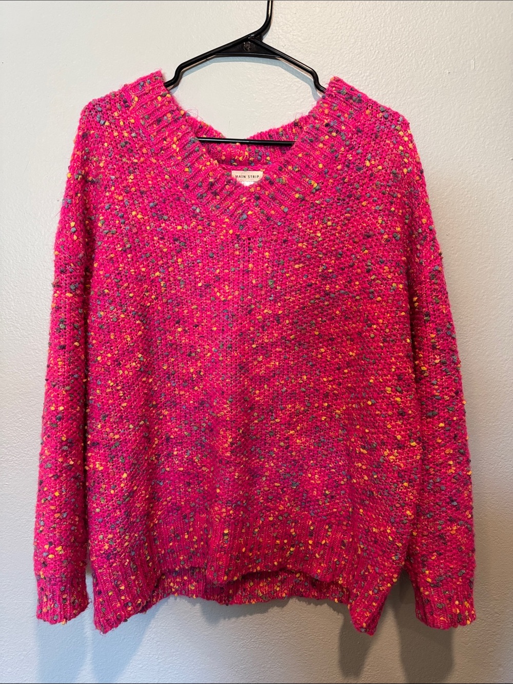 Main Strip Hot Pink Speckled V-Neck Sweater